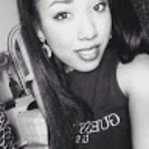 Meet your Posher, Chanelle